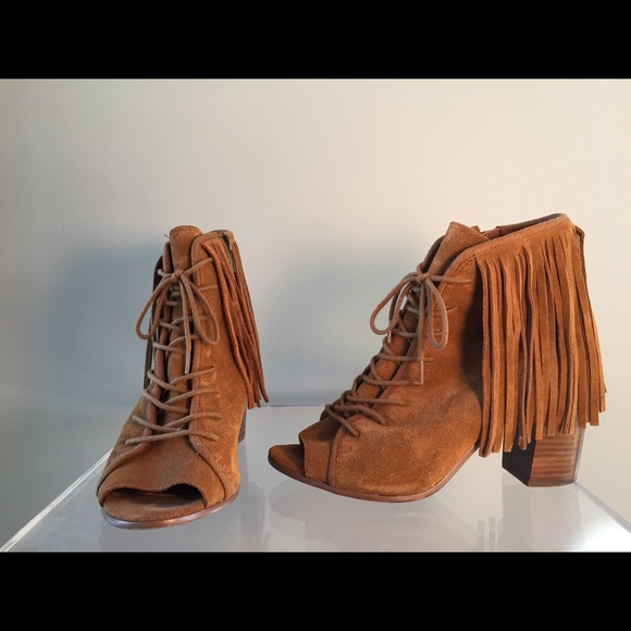 Newporte Fringe Lace-Up Booties (brown/tan) - Picture 3 of 14